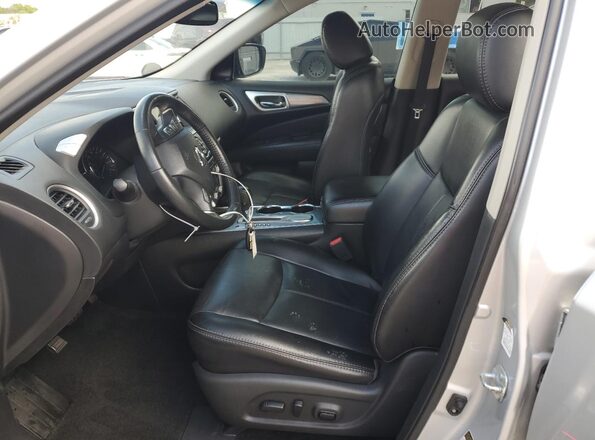 5N1DR2MN0JC653206 2018 NISSAN PATHFINDER Silver Vista interior delantera
