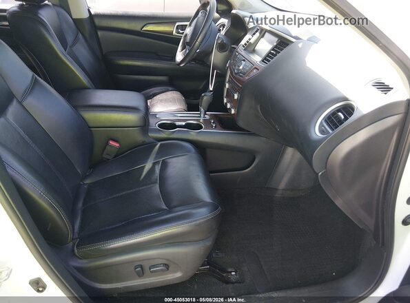 5N1DR2MN2HC604583 2017 NISSAN PATHFINDER White Front interior view