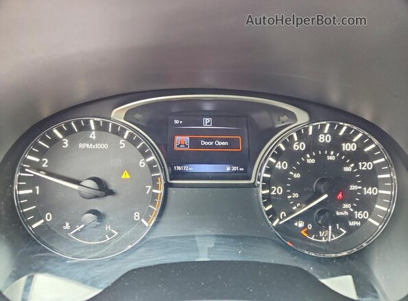5N1DR2MN2HC673127 2017 NISSAN PATHFINDER Silver 