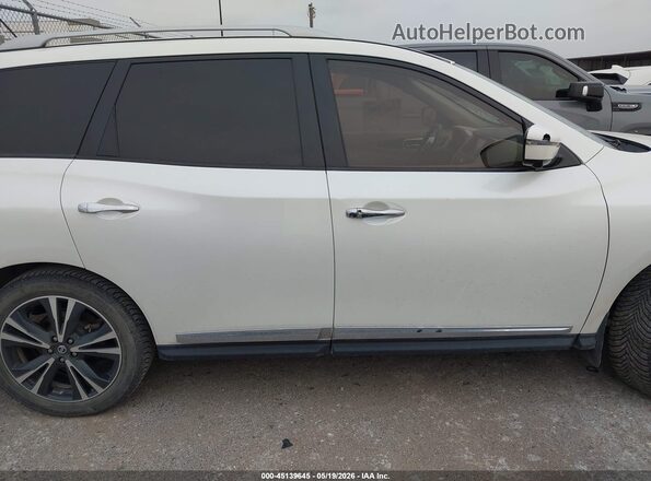 5N1DR2MN2HC686864 2017 NISSAN PATHFINDER White Rear interior view