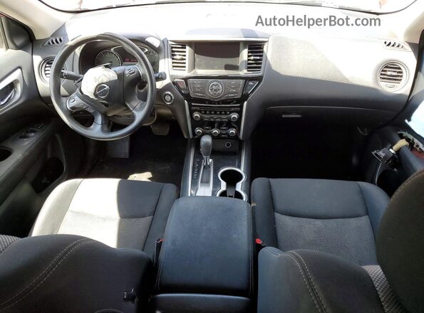 5N1DR2MN2HC698657 2017 NISSAN PATHFINDER Red Vista del salpicadero