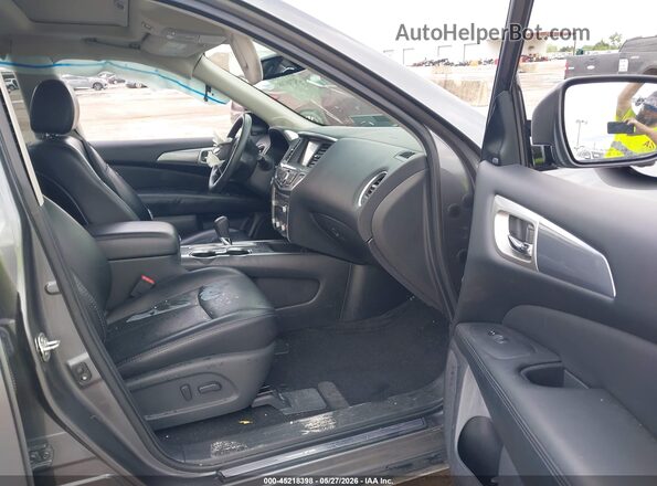 5N1DR2MN2JC605917 2018 NISSAN PATHFINDER Gray Вид салону спереду