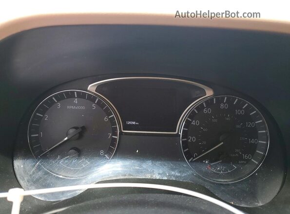5N1DR2MN3HC629766 2017 NISSAN PATHFINDER White Սարքավորումների վահանակի տեսք