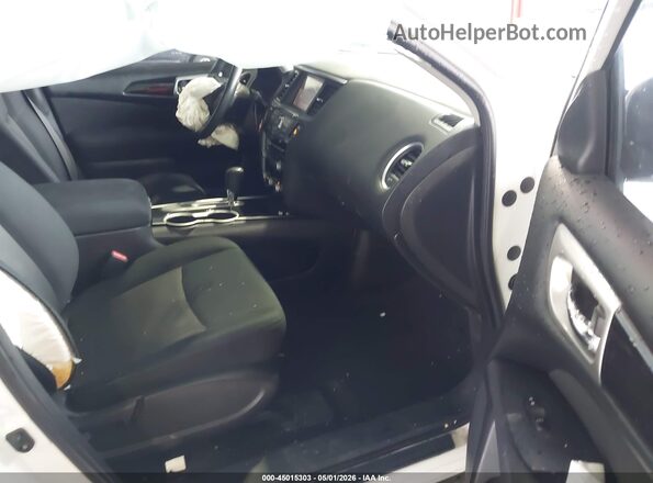 5N1DR2MN4HC910751 2017 NISSAN PATHFINDER White Front interior view
