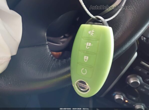 5N1DR2MN4HC910751 2017 NISSAN PATHFINDER White Dashboard view