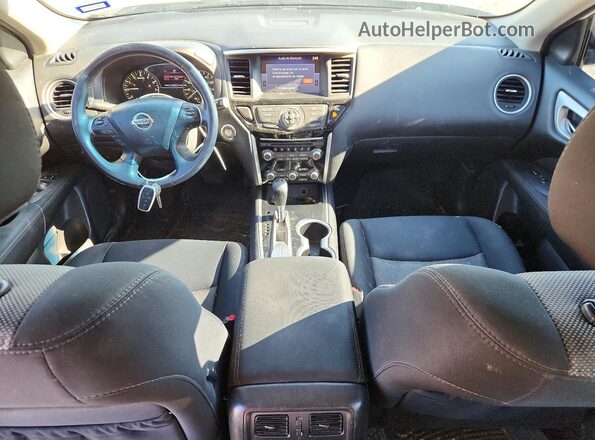 5N1DR2MN5HC650215 2017 NISSAN PATHFINDER White Dashboard view