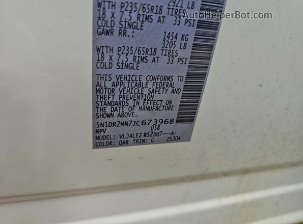5N1DR2MN7JC673968 2018 NISSAN PATHFINDER White Widok tylnych siedzeń