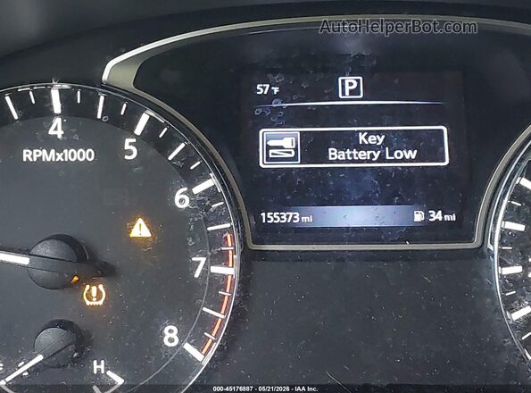 5N1DR2MN8HC613577 2017 NISSAN PATHFINDER Red 