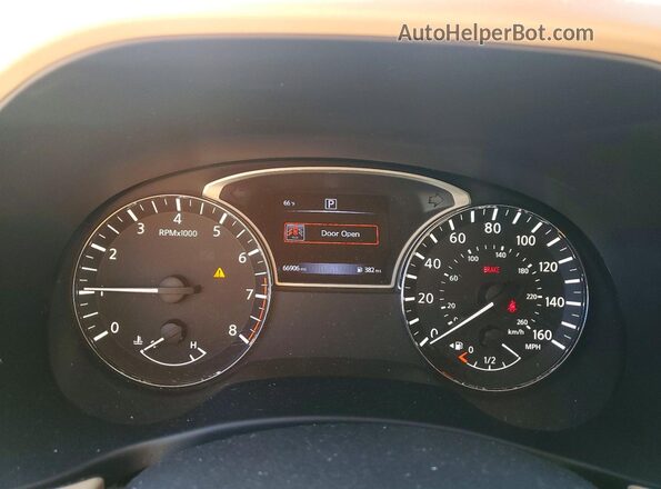 5N1DR2MN8HC626491 2017 NISSAN PATHFINDER White 