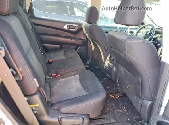 5N1DR2MN8KC638289 2019 NISSAN PATHFINDER White Rear interior view