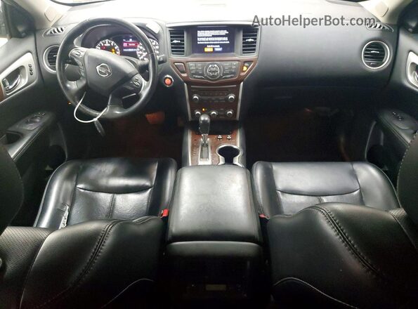 5N1DR2MN9HC617914 2017 NISSAN PATHFINDER Silver Widok deski rozdzielczej