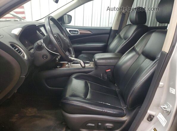 5N1DR2MN9HC617914 2017 NISSAN PATHFINDER Silver Widok wnętrza z przodu