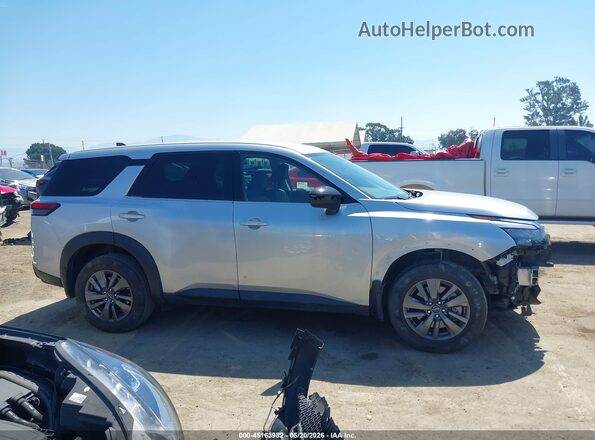 5N1DR3AA5PC277490 2023 NISSAN PATHFINDER Silver 360 interior view
