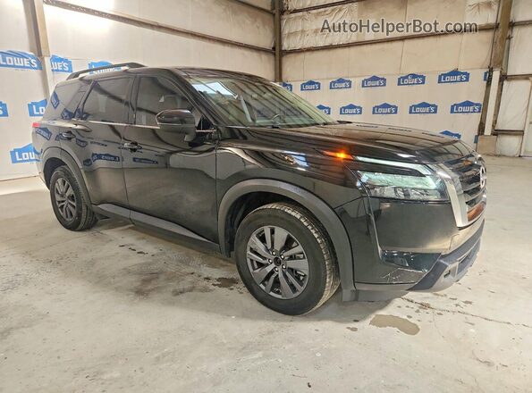 5N1DR3BAXPC245956 2023 NISSAN PATHFINDER Black Przód prawy