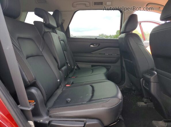 5N1DR3CC3PC220932 2023 NISSAN PATHFINDER Burgundy Вид задньої частини салону