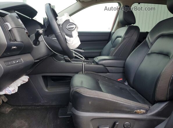 5N1DR3CC3PC220932 2023 NISSAN PATHFINDER Burgundy Вид салону спереду