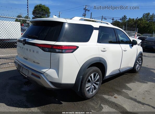 5N1DR3CC3RC201932 2024 NISSAN PATHFINDER White Trasero derecho