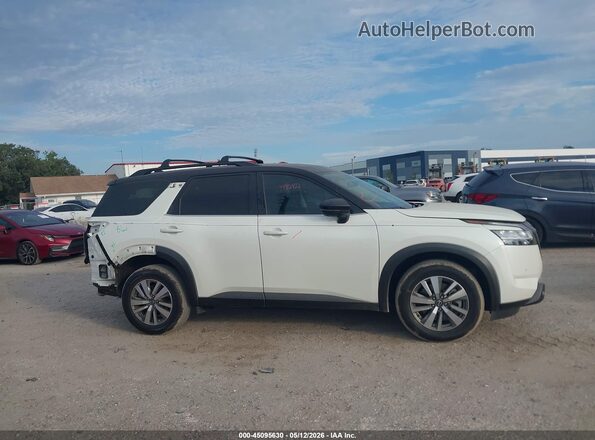 5N1DR3CC6PC223520 2023 NISSAN PATHFINDER White Rear interior view