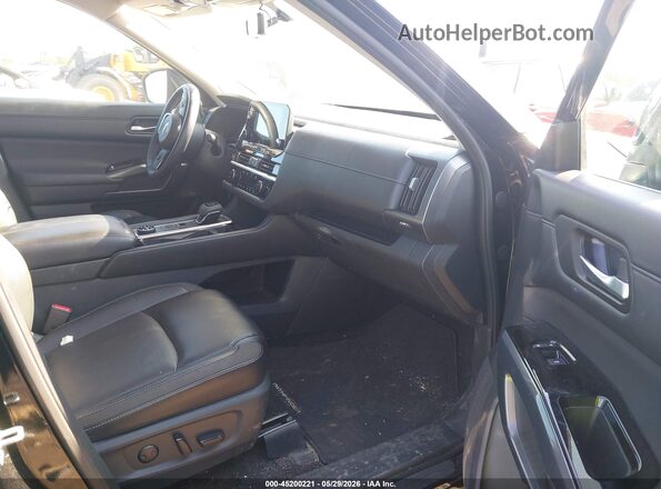 5N1DR3CD5RC261901 2024 NISSAN PATHFINDER Black Vista interior delantera