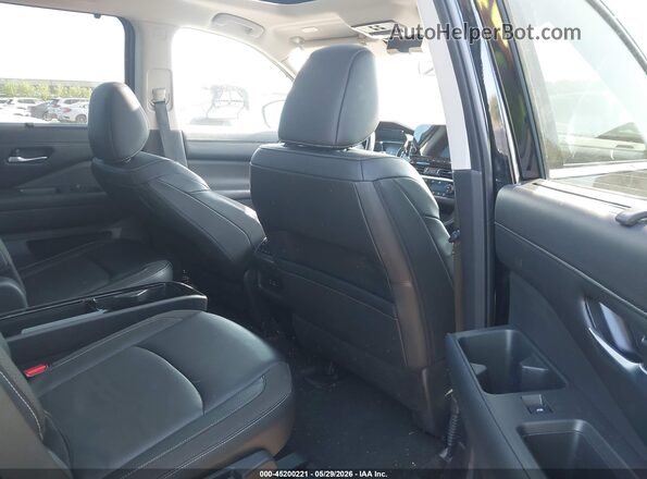 5N1DR3CD5RC261901 2024 NISSAN PATHFINDER Black Vista de la etiqueta del VIN