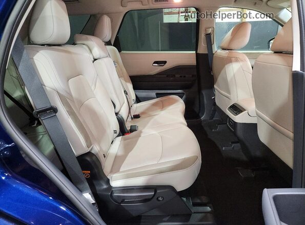 5N1DR3CE3TC222353 2026 NISSAN PATHFINDER Blue Vista interior trasera