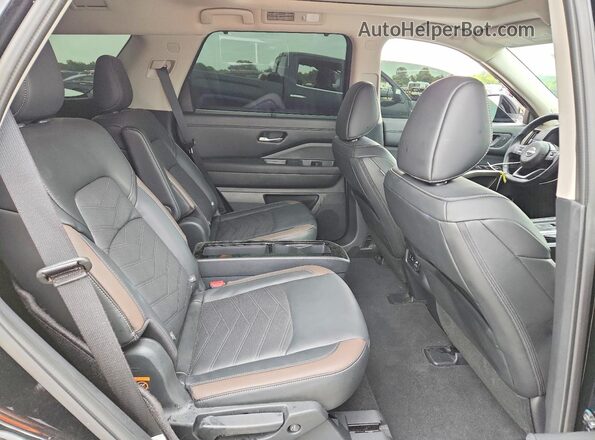 5N1DR3DK3SC229015 2025 NISSAN PATHFINDER Black 