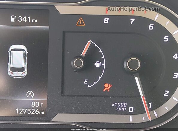 5NMJACAE8PH176771 2023 HYUNDAI TUCSON Silver 
