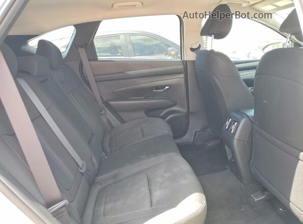 5NMJB3DE2SH578061 2025 HYUNDAI TUCSON White Widok tylnych siedzeń