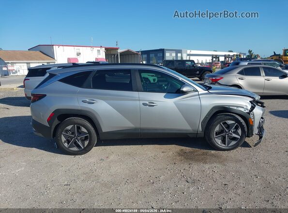 5NMJB3DEXTH674201 2026 HYUNDAI TUCSON Silver უკანა სალონის ხედი