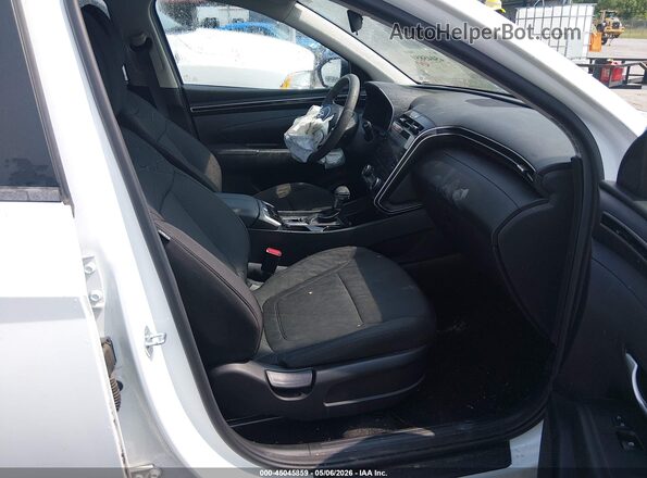 5NMJBCAE8NH006985 2022 HYUNDAI TUCSON White Front interior view