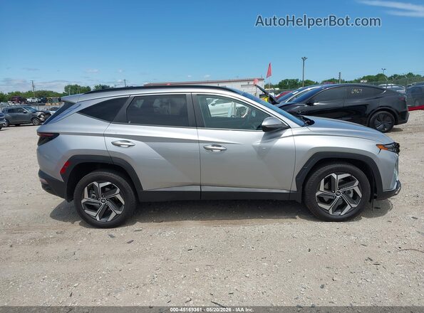 5NMJCCAE0NH096078 2022 HYUNDAI TUCSON Silver Rear interior view