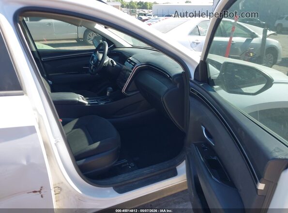 5NMJF3AE6NH096660 2022 HYUNDAI TUCSON White Vista interior delantera