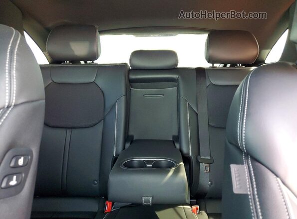 5NMMADTB7SH032109 2025 GENESIS GV70 White Vista de los asientos traseros