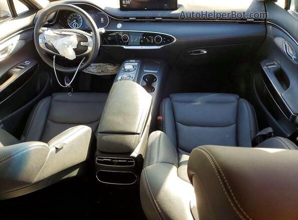 5NMMADTB8SH024018 2025 GENESIS GV70 Серебряный Вид панели приборов