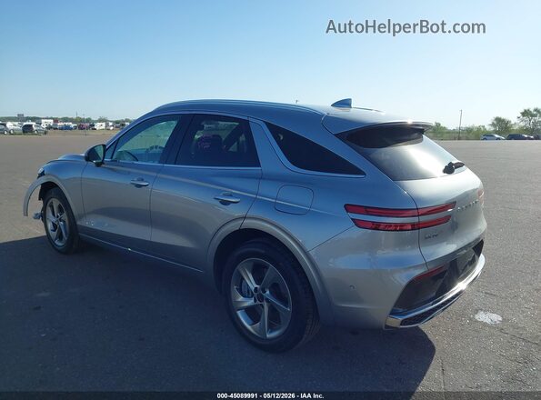 5NMMBDTB8TH040654 2026 GENESIS GV70 Silver უკანა მარცხენა