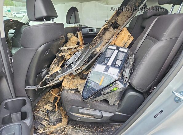 5NMP14G12TH078706 2026 HYUNDAI SANTA Silver Widok naklejki z numerem VIN