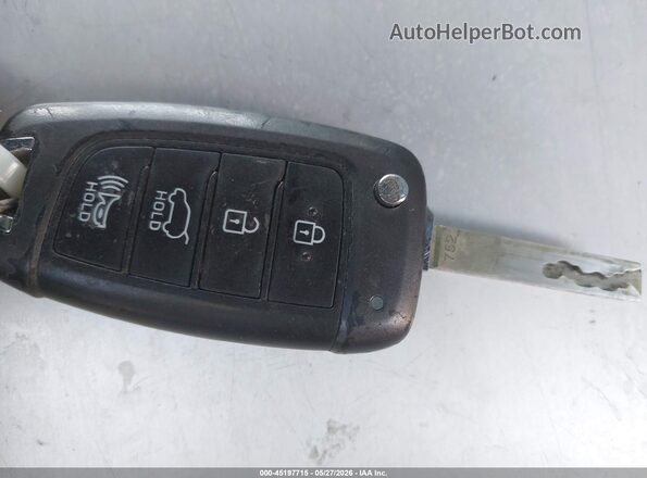 5NMS23AD1KH125775 2019 HYUNDAI SANTA FE Gray Dashboard view
