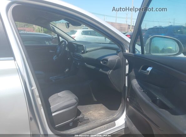 5NMS2CAD2KH119208 2019 HYUNDAI SANTA FE Серебряный Вид салона спереди