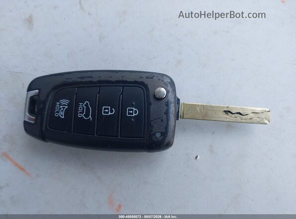 5NMS2CAD5KH071283 2019 HYUNDAI SANTA FE Silver Առջևի վահանակի տեսք