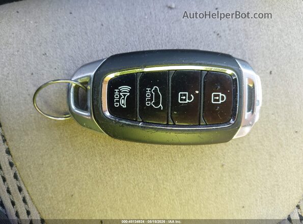 5NMS33AD3KH059968 2019 HYUNDAI SANTA FE White Widok deski rozdzielczej