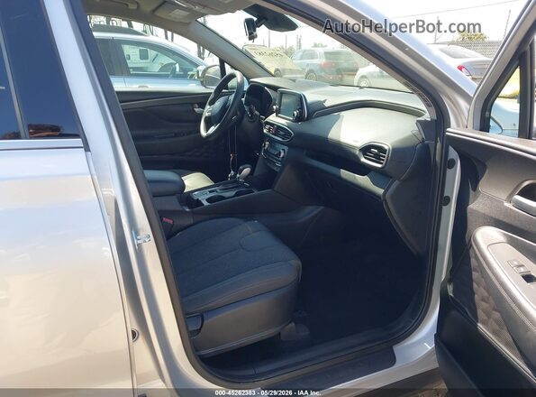 5NMS3CAD8KH028750 2019 HYUNDAI SANTA FE Silver Front interior view
