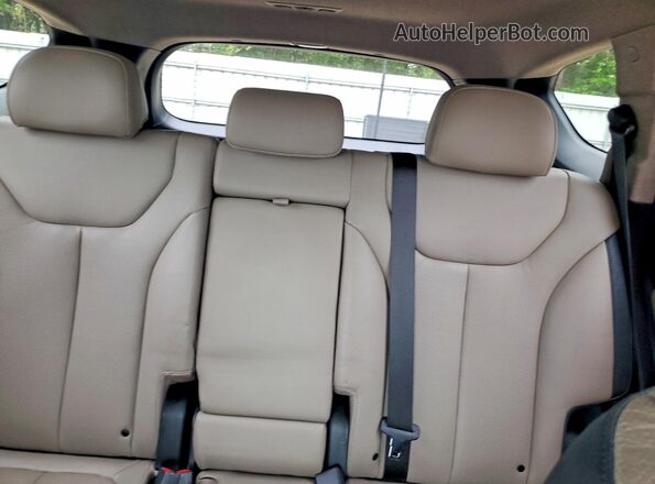5NMS53AD7KH127182 2019 HYUNDAI SANTA White Rear seats view
