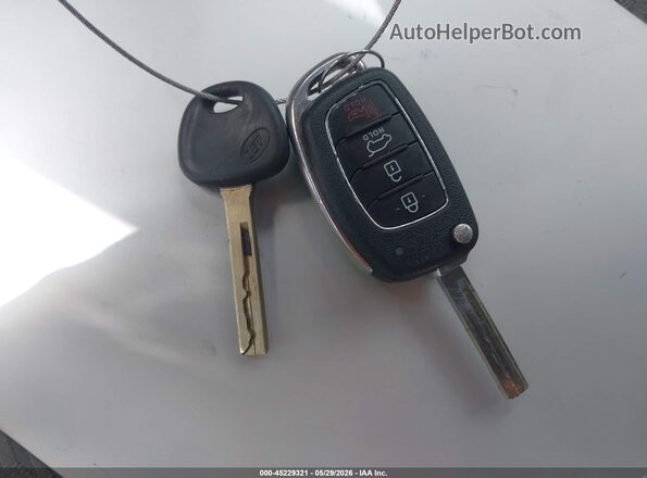 5NMZT3LB0HH042418 2017 HYUNDAI SANTA FE SPORT Gray წინა პანელის ხედი