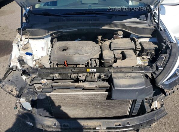 5NMZUDLB3JH068892 2018 HYUNDAI SANTA White 