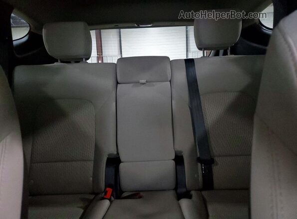 5NMZUDLB7HH032620 2017 HYUNDAI SANTA White 