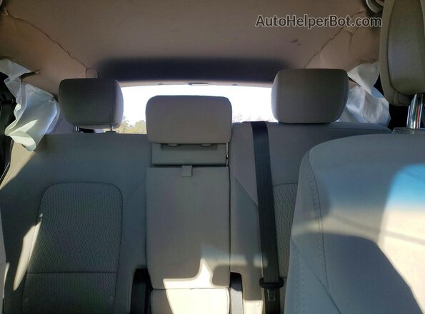 5NMZUDLB9HH015897 2017 HYUNDAI SANTA White Widok tylnych siedzeń