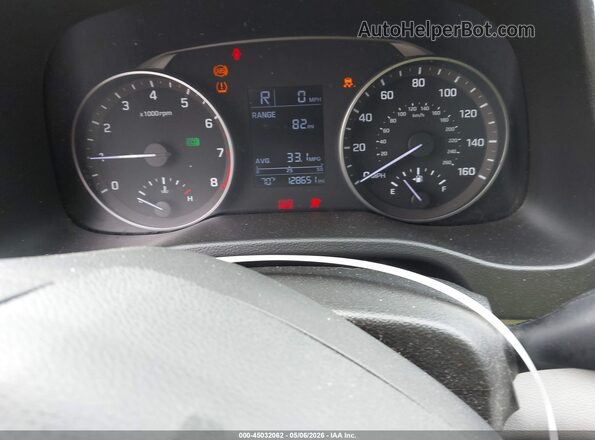 5NPD74LF1HH195206 2017 HYUNDAI ELANTRA Белый Вид задних сидений