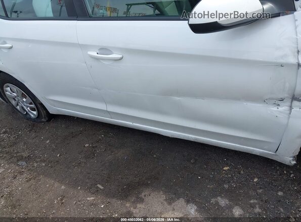 5NPD74LF1HH195206 2017 HYUNDAI ELANTRA Белый 