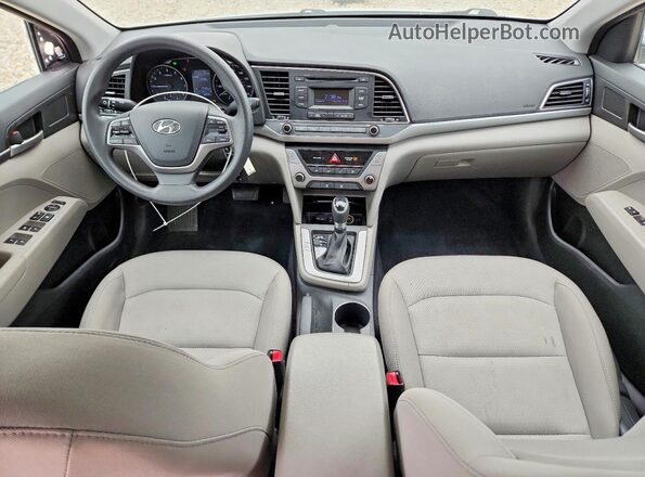 5NPD74LF1JH223883 2018 HYUNDAI ELANTRA Серый Вид панели приборов