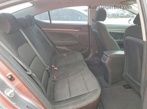5NPD74LF1JH330285 2018 HYUNDAI ELANTRA Gray Rear seats view